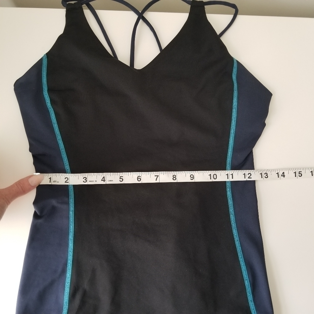 Ellie Workout Tank Black/Navy Activewear in Size M - Picture 11 of 12